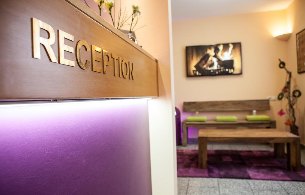 Hotel Am Ostpark Нойбиберг Екстериор снимка