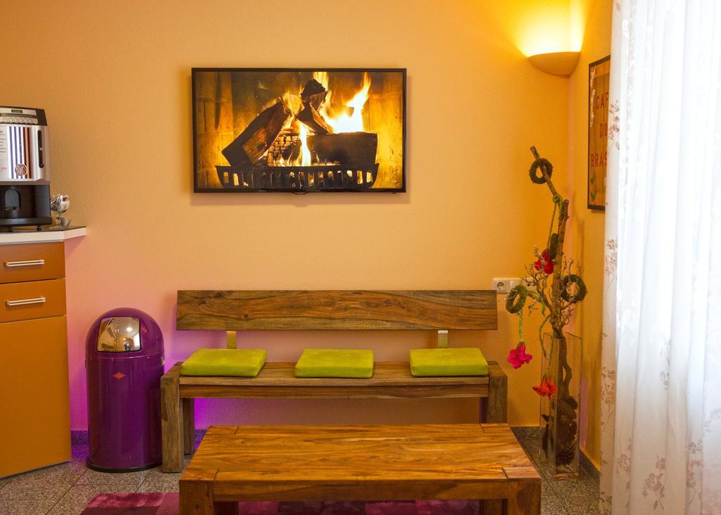Hotel Am Ostpark Нойбиберг Екстериор снимка