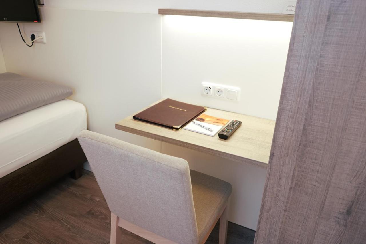 Hotel Am Ostpark Нойбиберг Екстериор снимка
